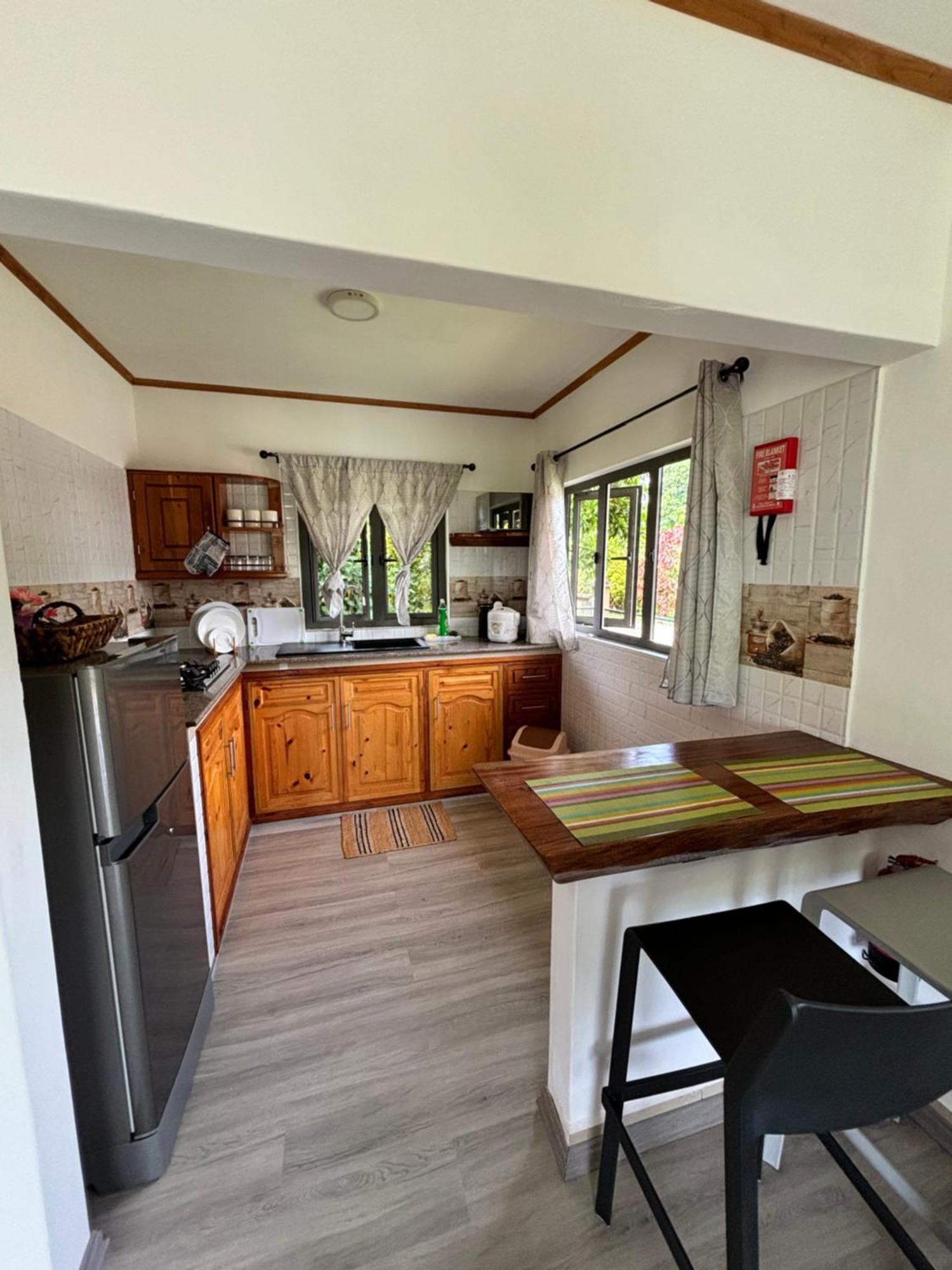 Casa Bilimbi Apartment Victoria Luaran gambar